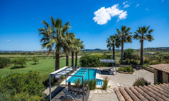 Montuiri Villa | Casa rural 'Buena Vista' con vistas a la montaña, Wi-Fi y aire acondicionado
