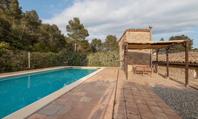 Cuestas de Ruda Casa | Casa rural 'Can Pere Martí' con piscina privada, terraza privada y Wi-Fi