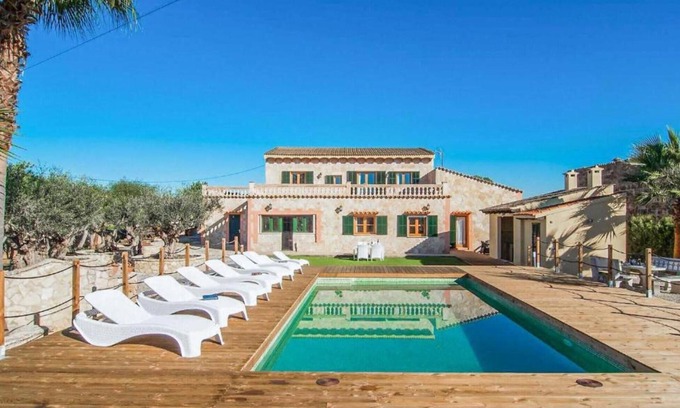 Inca Villa | Casa rural 'Can Fusteret' con vistas a la montaña, Wi-Fi y aire acondicionado