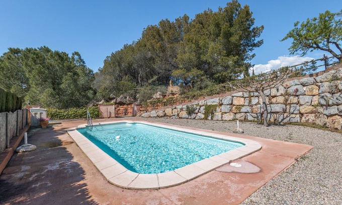 Gelida Casa | Casa rural 'Emilli' con vistas a la montaña, Wi-Fi y aire acondicionado