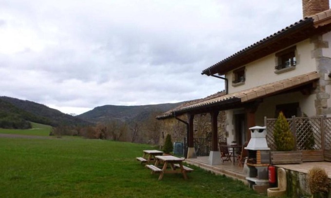 Lizoain Casa | Casa rural 'Enarakabi' con vistas a la montaña, terraza privada y Wi-Fi