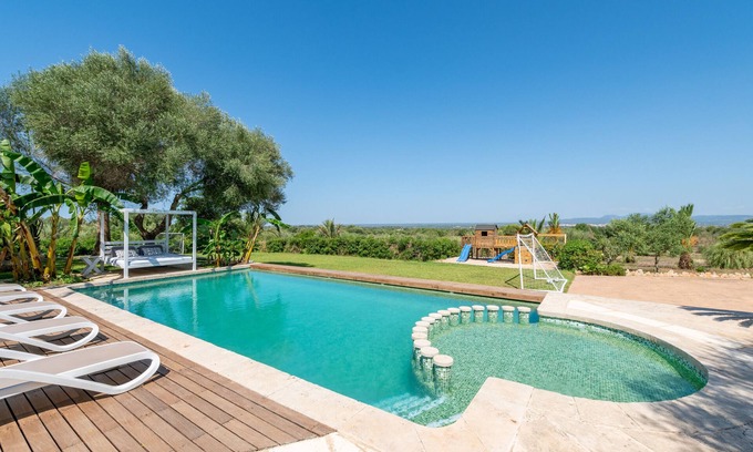 Campos Villa | Casa de campo 'Es Figueral' con vistas a la montaña, Wi-Fi y aire acondicionado