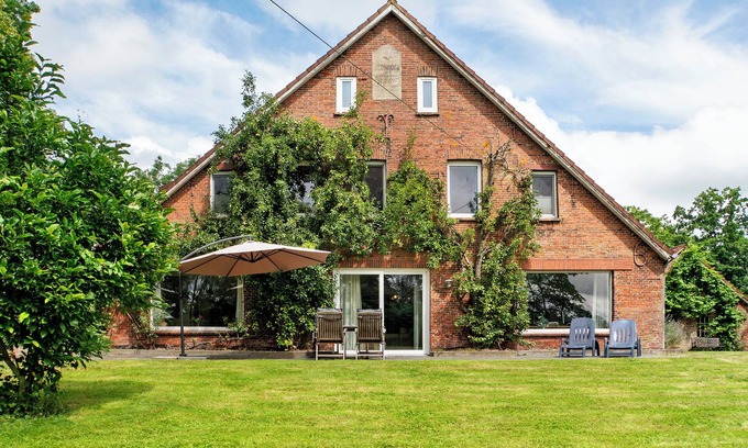 Wangerland Cabaña | Casa rural 'Friesenhof' con terraza compartida, jardín privado y Wi-Fi