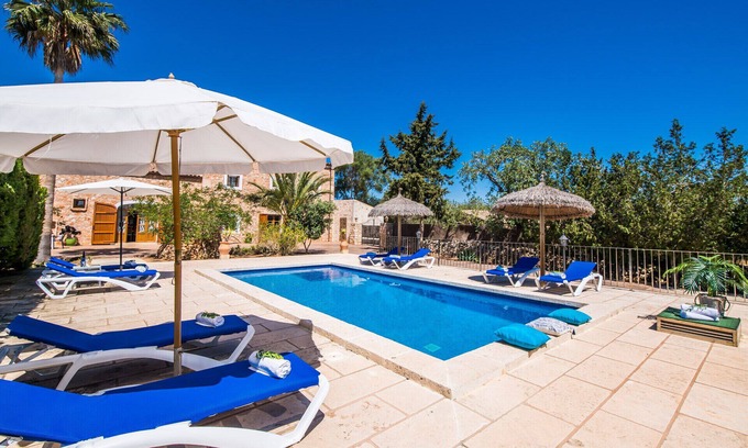 Portocolom Villa | Finca rural en Mallorca Cas Verros con piscina