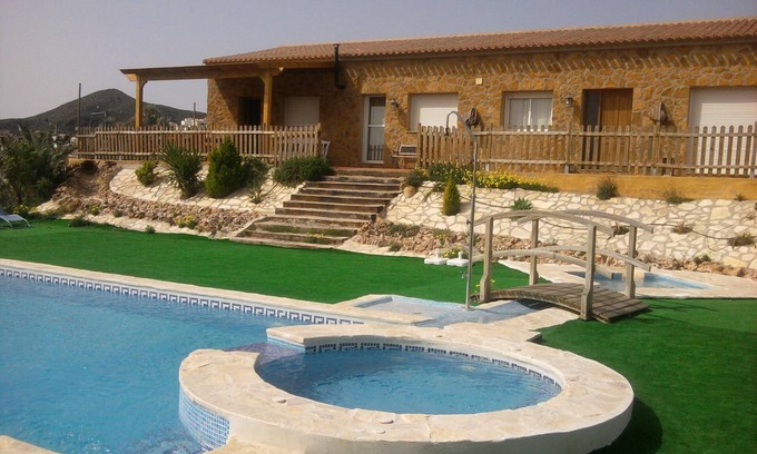 Bedar Cabaña | Casa de campo en la Sierra de Bédar con piscinas y jacuzzi