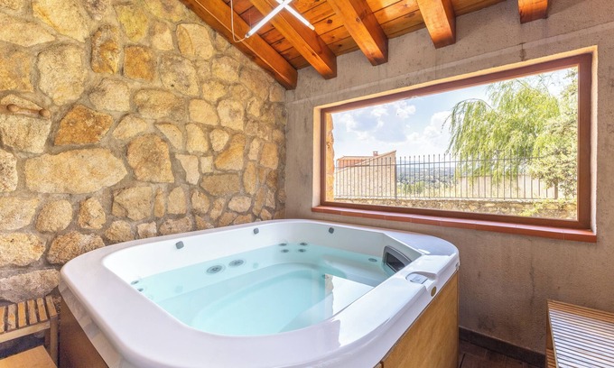 Cubillo Casa | Casa rural 'La Casa Rural Del Secretario' con vistas a la montaña, terraza privada y Wi-Fi