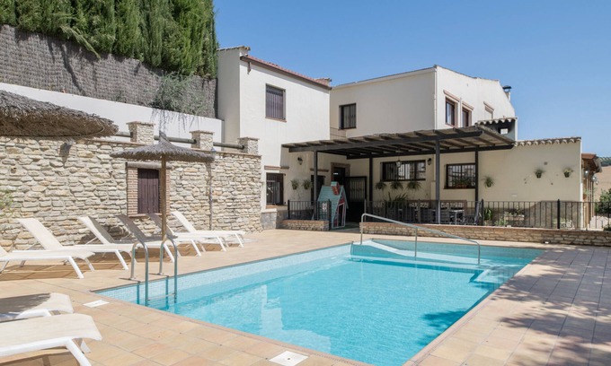 Prado del Rey Casa | Casa rural 'Las Provincias' con vistas a la montaña, Wi-Fi y aire acondicionado