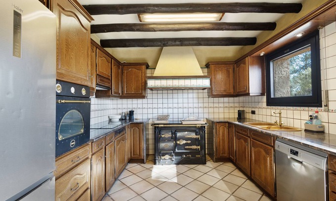 Calders Casa | Casa rural 'Les Hectarees' con vistas a la montaña, piscina privada y Wi-Fi