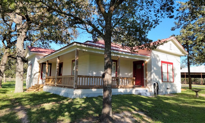 Wellborn Casa | Country house minutes from Aggieland