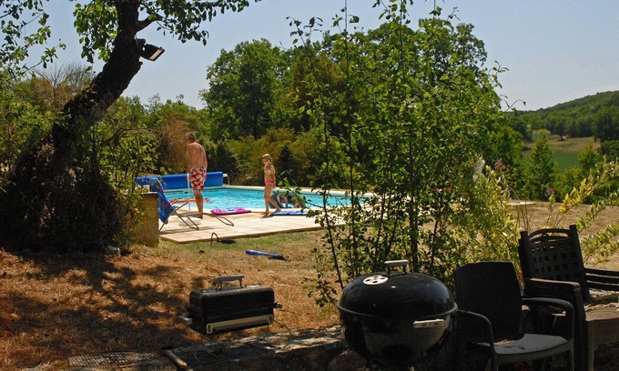 Frayssinet Casa | Casa de campo, jardines privados maduros y piscina climatizada, nr Lot y valles del río Dordoña