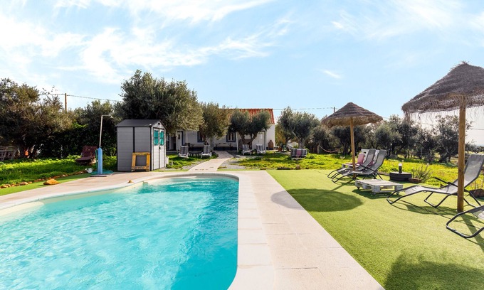 Santiago do Escoural Villa | Casa rural 'Monte Da Masmorra De Baixo' con piscina privada, jardín privado y Wi-Fi