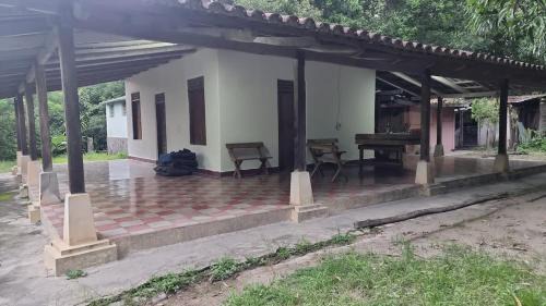 Ilopango Chalet De Esquí | Country house on the lake