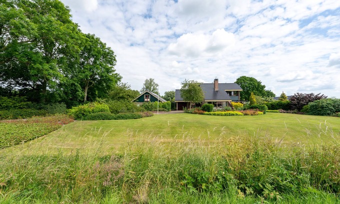 Hensbroek Casa | Country house on the Leijen estate