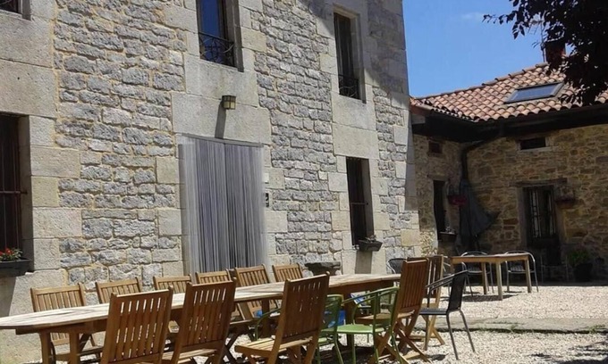 Narvaja Casa | Casa rural 'Principal' con vistas a la montaña, terraza privada y Wi-Fi