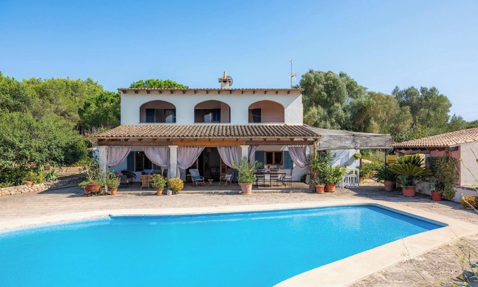 Ariany Villa | Casa rural 'Son Bachs' con vistas a la montaña, Wi-Fi y aire acondicionado