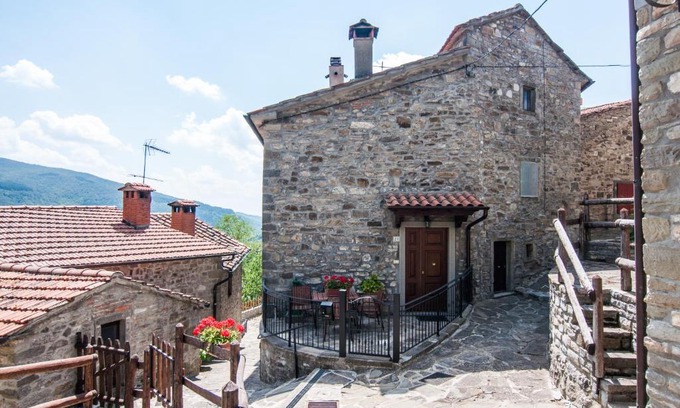 Chiusi della Verna Apartamento | Country House Vezzano