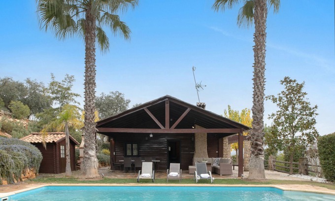 Ronda Casa | Casa rural 'Villa Ronda' con vistas a la montaña, Wi-Fi y aire acondicionado