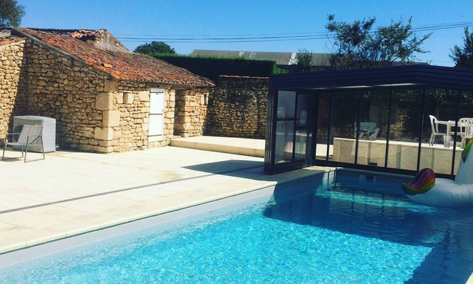 La Grimaudiere Casa | COUNTRY HOUSE WITH LARGE GARDEN + PRIVATE POOL + RIVER