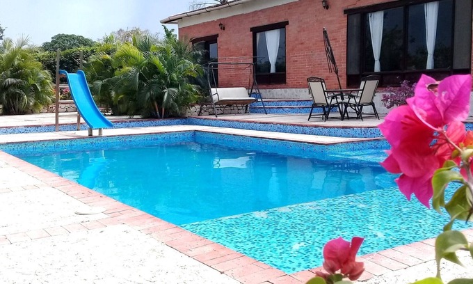 Turbaco Villa | CASA CAMPESTRE CON PISCINA CERCA DE CARTAGENA DE INDIAS, COLOMBIA.
