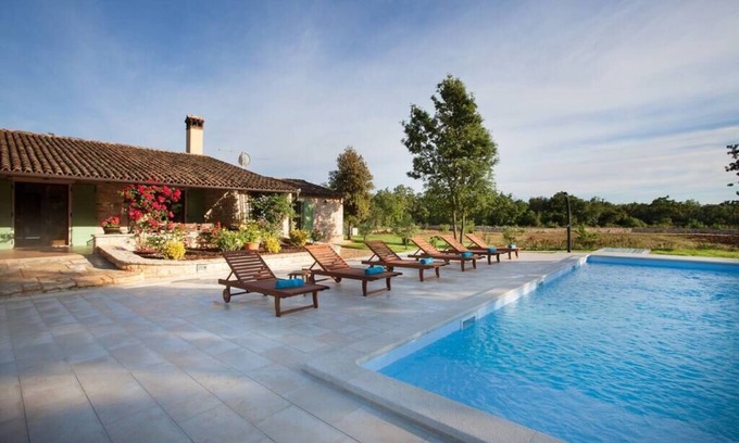 Bale Cabaña | Country house in fantastic location with pool and 3 bedrooms