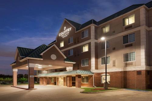 Irving Hotel | Country Inn & Suites by Radisson, DFW Airport South, TX