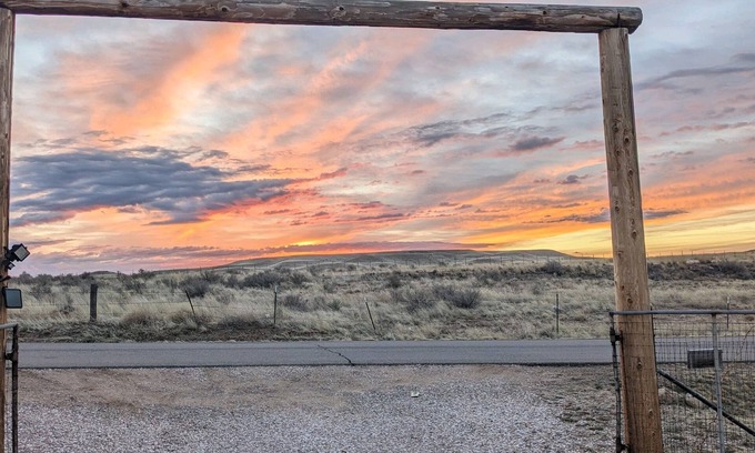 Chino Valley Casa | Country Living on a half acre Peace, Quite with a Great View, Great Neighborhood