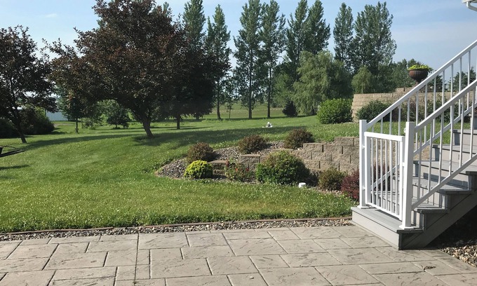 Elko New Market Casa | Country setting close to the cities