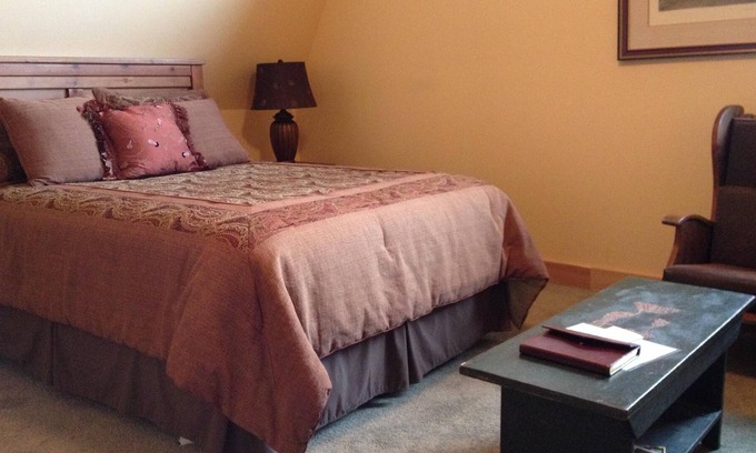 Lexington Cabina | Country Tweed-Queen-Suite-Baño Privado-Vista al campo