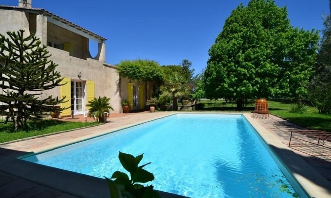 Monteux Villa | CHALET DE CAMPO, SOMBREADO, GRANDE TRANQUILO, RESTAURANTE, CERCA DEL VENTOUX