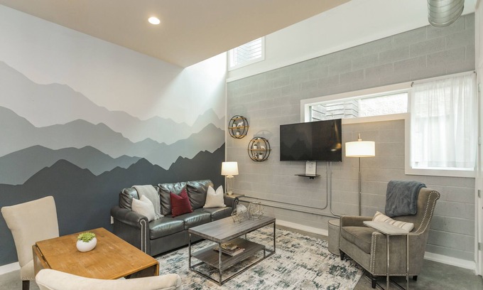 Chestnut Hill Condominio | LUXURY LOFT ROOFTOP PRIVADO MIN 2 HONK TONKS!