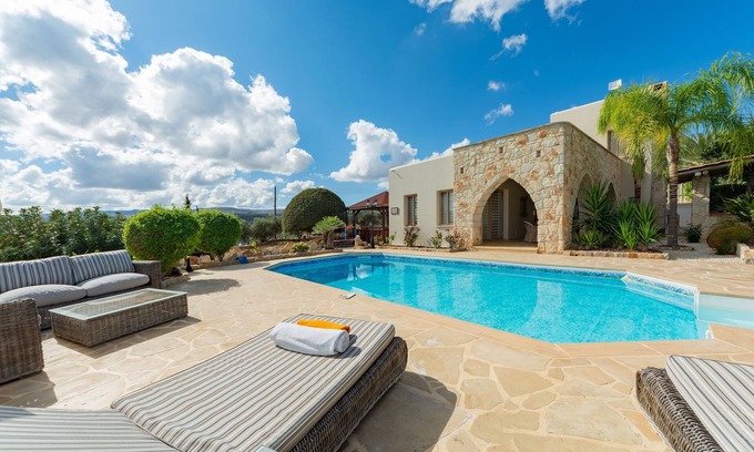 Latchi Cabaña | Couples Retreat - a villa that sleeps 4 guests in 2 bedrooms