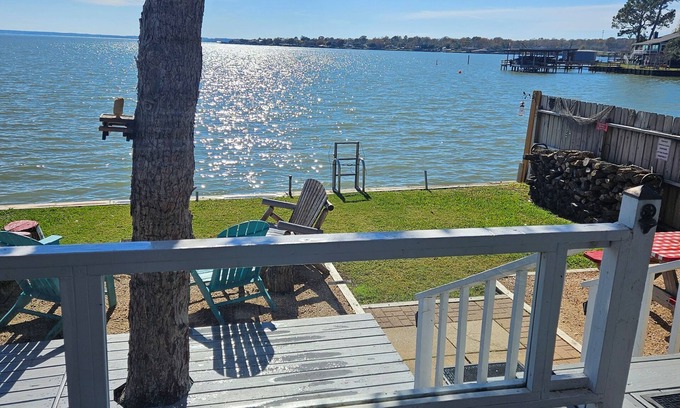 Pointblank Cabina | Couples Retreat on Lake Livingston TX