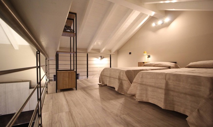Somma Lombardo Apartamento | Court Nerina 2 - Freddie Apartment