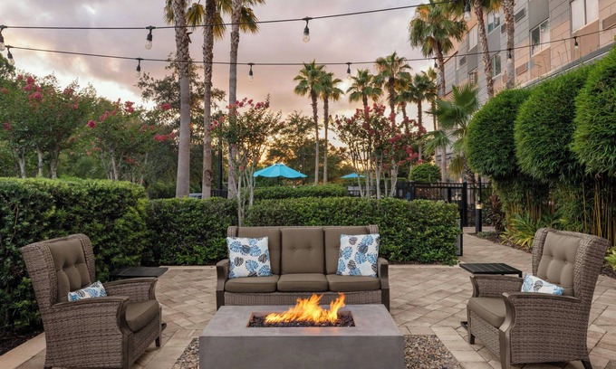 Orlando Hotel | Courtyard by Marriott Orlando South/Grande Lakes Area