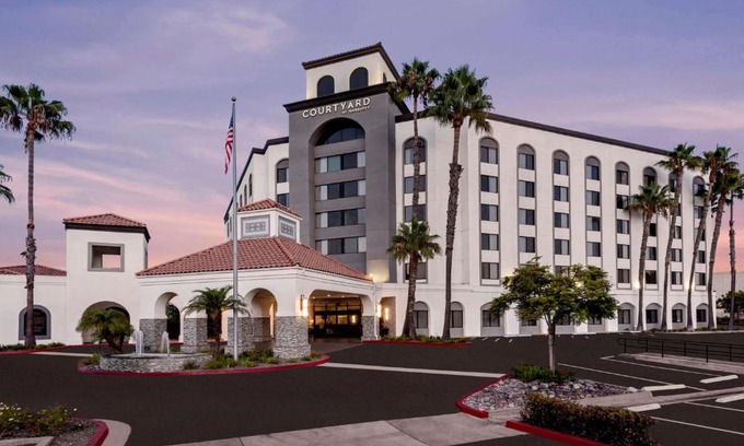 Miramar Hotel | Courtyard by Marriott San Diego Miramar