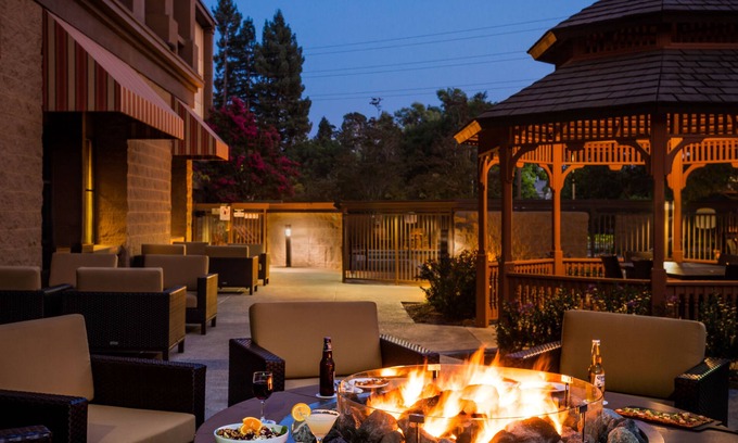 Santa Rosa Hotel | Courtyard by Marriott Santa Rosa