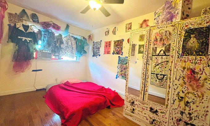 North Bergen Apartamento | Art Room fashion in West NY, Close to New York City