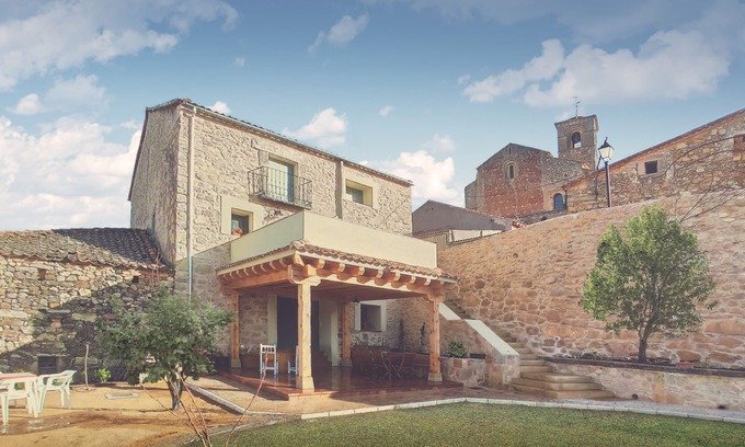 Caballar Casa | COVA CABALLAR. Gran patio y preciosos atardeceres.