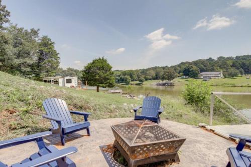 Vonore Casa | Cove Life Cabin on the Lake