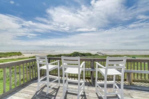 Galveston Casa | Covered Patio Beachfront Galveston Home!