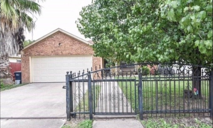Fort Worth Casa | Cowtown Casa ~ Stockyards, Fort Worth TX ~