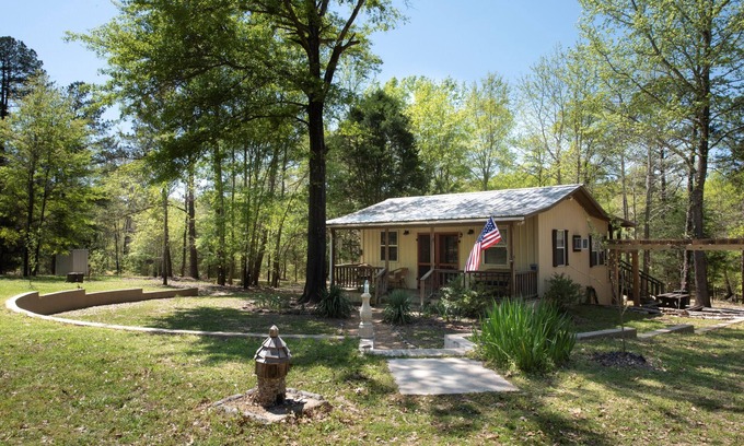 Lindale Cabaña | Coyote Creek Cottage con sendero para caminar