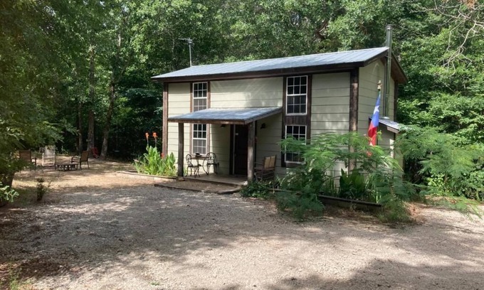 Lindale Cabaña | Coyote Creek Loft Cabin with Wood Burning Stove, Firepit, Private Outdoor Area