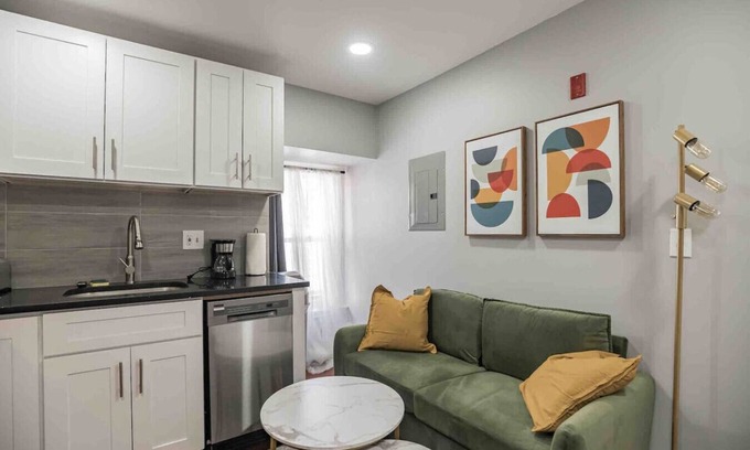 Center City West Apartamento | Cozy 1/1 | Center City | Sleeps 4 | 2 Beds