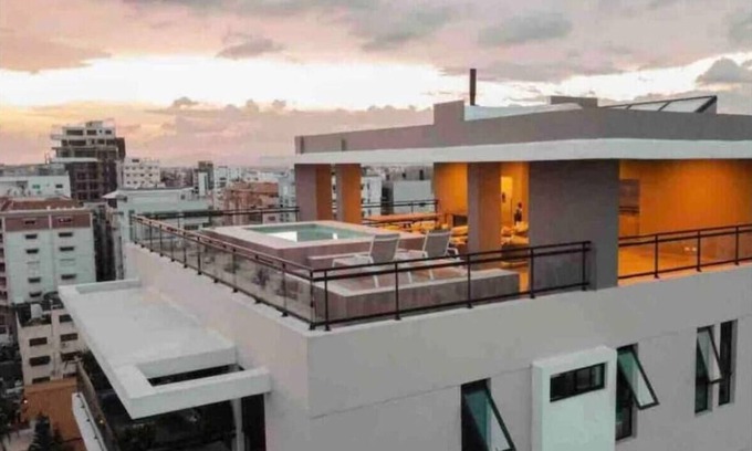 Evaristo Morales Apartamento | Cozy 1 Bdr Apt. Center of Santo Domingo, Pool, Gym, BBQ