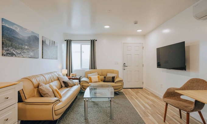 Santa Maria Condominio | Cozy 1-bdrm condo in beautiful Santa Maria with WiFi, AC; next to 101/Pismo
