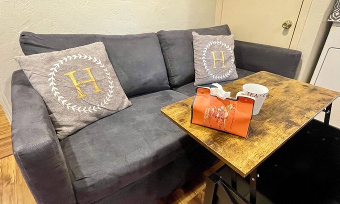 Sunnyvale West Cabaña | Cozy 1 bedroom 1 bathroom in prime Sunnyvale with WiFi, AC, kitchen in redwoods