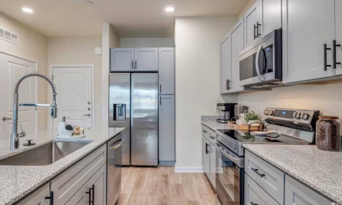 Glendale Apartamento | Cozy 1-bedroom apartment with WiFi, fitness room in enjoyable Glendale