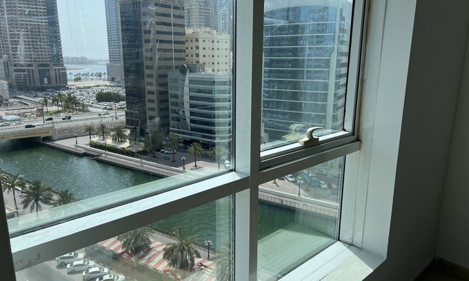 Al Majaz Apartamento | Cozy 1-bedroom apartment in Sharjah with AC, WiFi