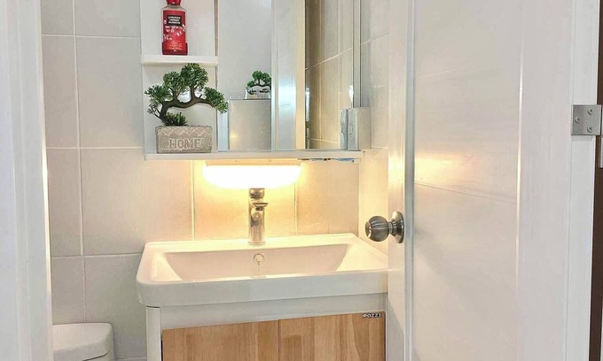 Diliman Condominio | Cozy 1-bedroom condo with Skyline View WiFi in nice Quezon City